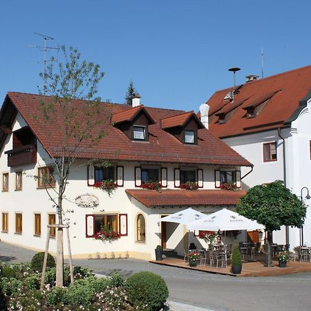 Gasthaus Und Pension Zur Linde Rot an der Rot Exterior photo